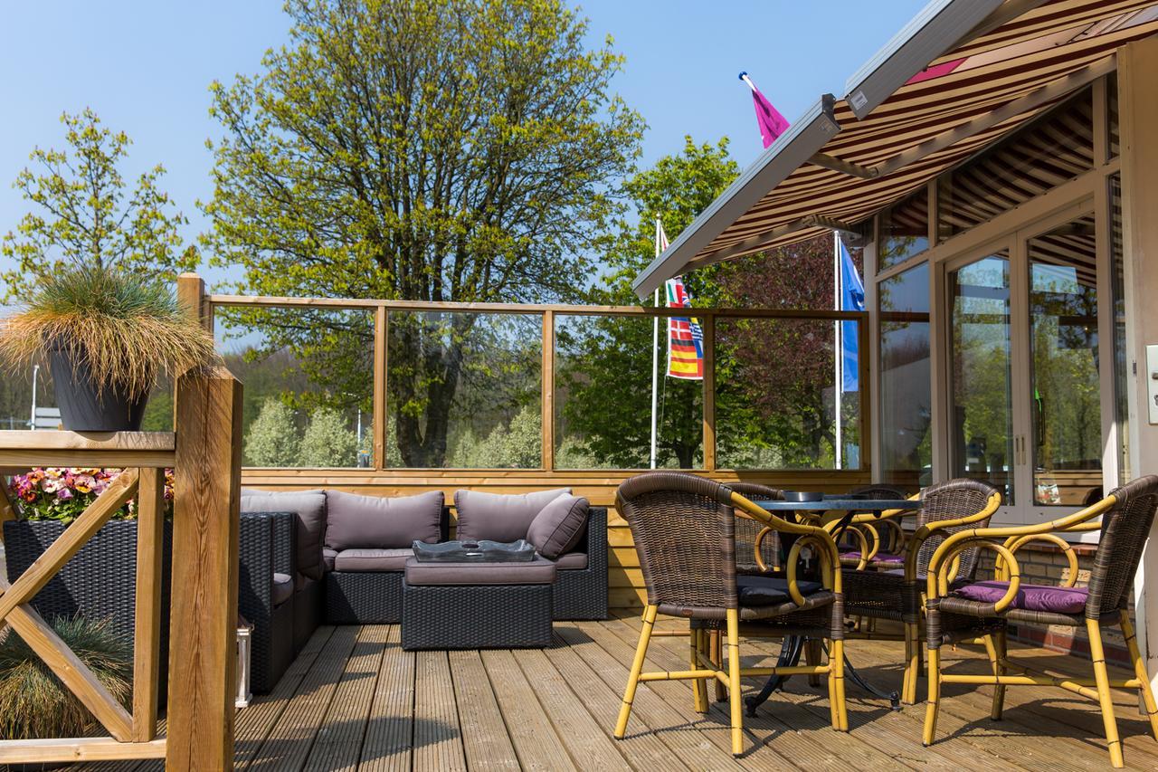 Hotel And Restaurant Van Saaze Kraggenburg Екстер'єр фото